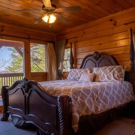 2 King Bedroom Cabin! 2 Jacuzzi Bath! Stunning Mtn View! Hot Tub! Game Room! Sevierville Exterior foto