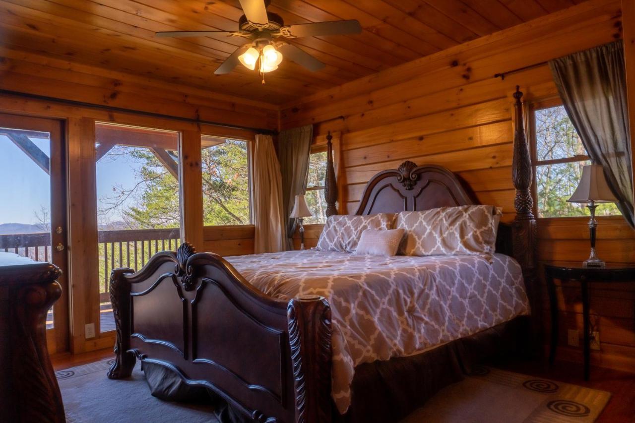 2 King Bedroom Cabin! 2 Jacuzzi Bath! Stunning Mtn View! Hot Tub! Game Room! Sevierville Exterior foto