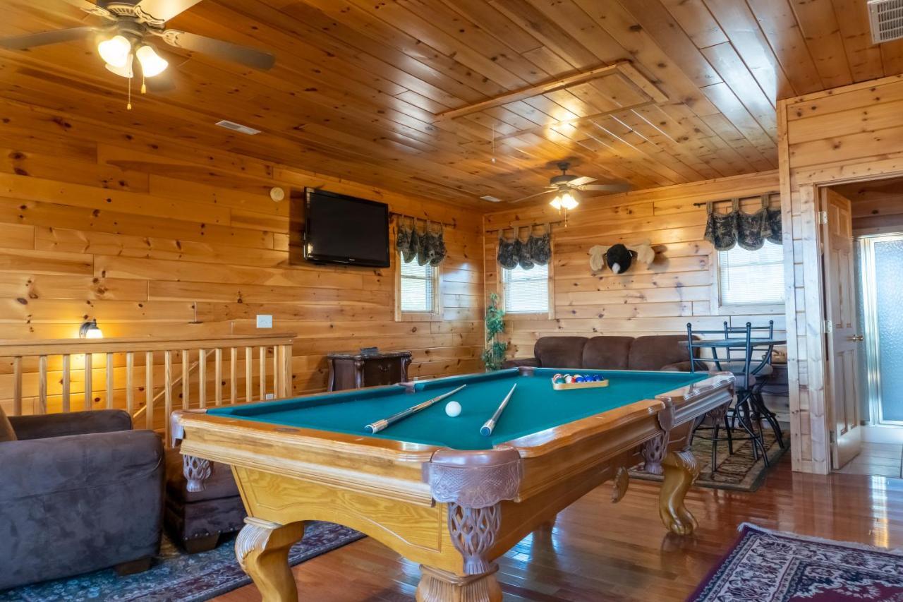 2 King Bedroom Cabin! 2 Jacuzzi Bath! Stunning Mtn View! Hot Tub! Game Room! Sevierville Exterior foto